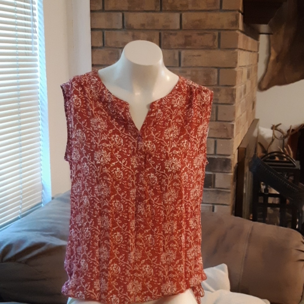 Loft sleeveless top